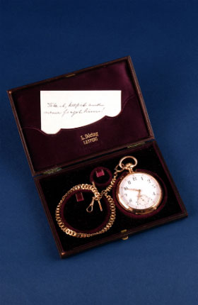 Originally belonging to Edvard Grieg this watch was given to Percy Grainger by Nina Grieg in 1907 with a note which reads: 'Take it, keep it and never forget him!'.